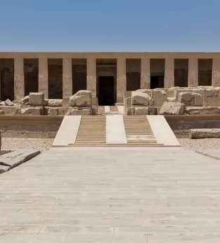Tour the Temple of Abydos 1