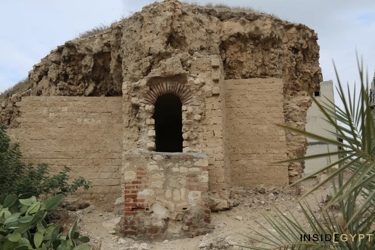 Catacombs of Kom El Shoqafa in Alexandria 5