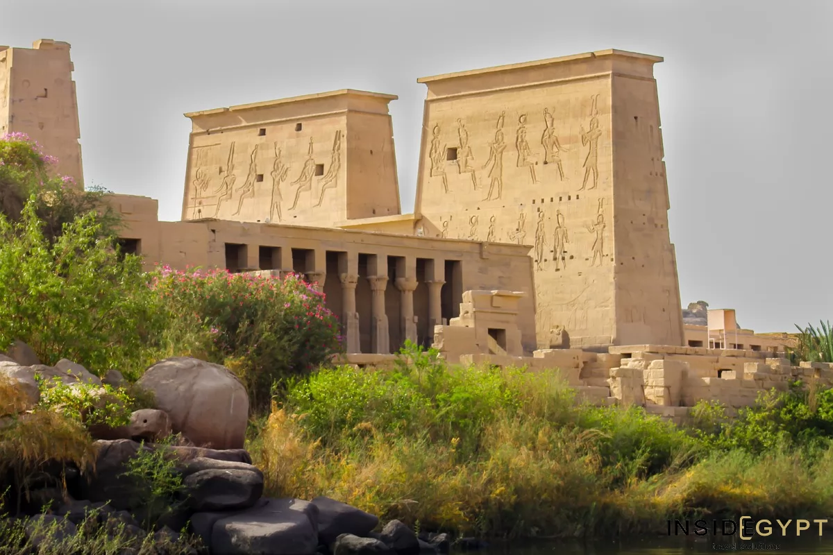 Gardens with the temple of Isis on Philae in the background