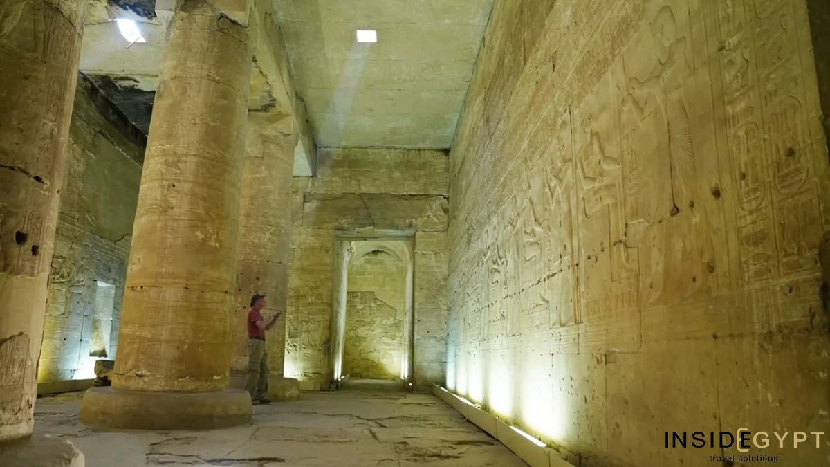 Tour the Temple of Abydos 11