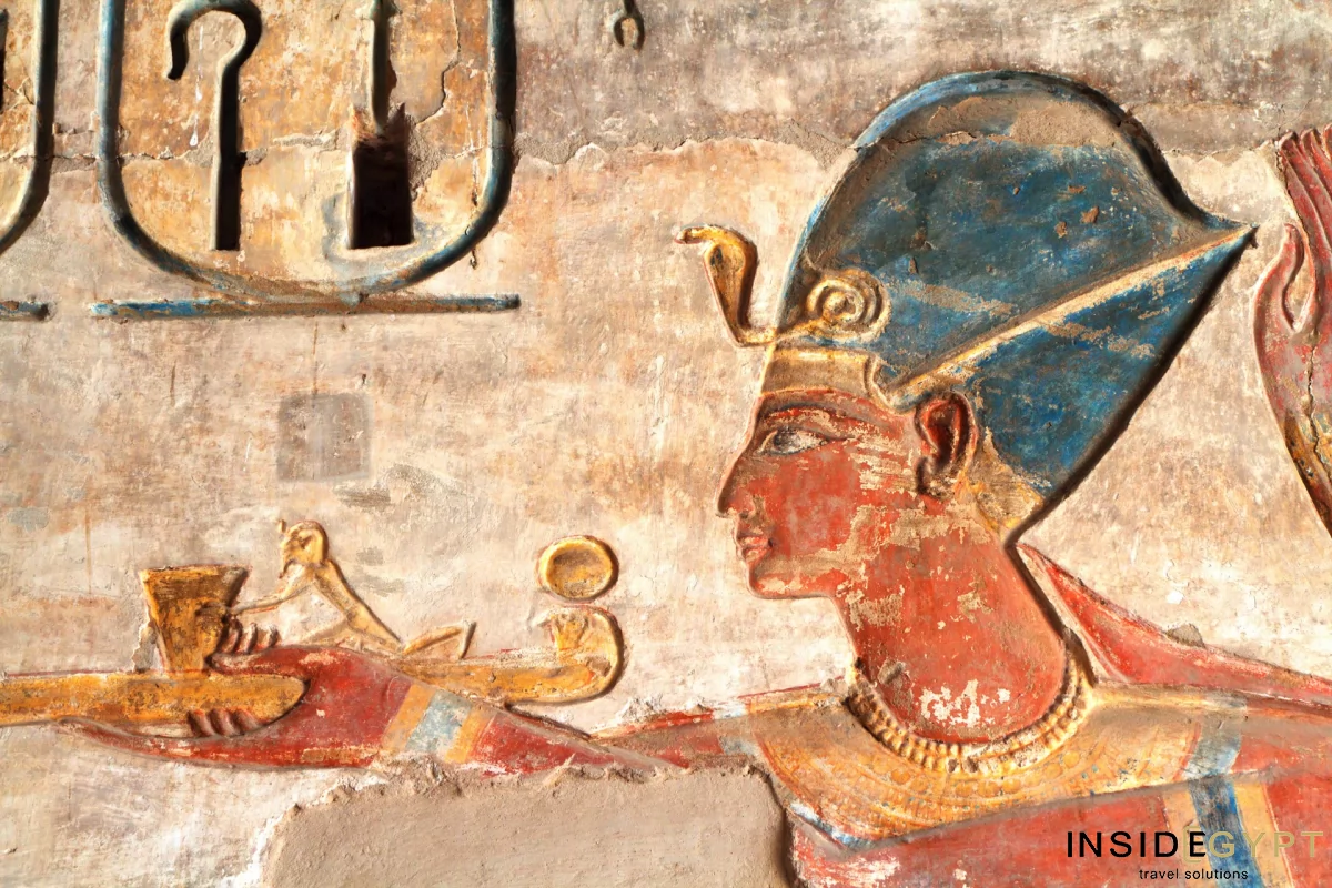  THE TEMPLE OF RAMSES III IN MEDINET HABU 6