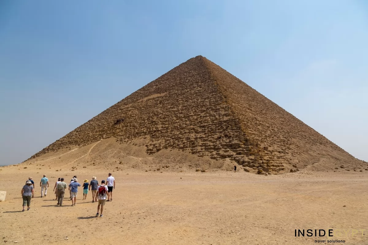Visit the Red Pyramid of Dahshur 1