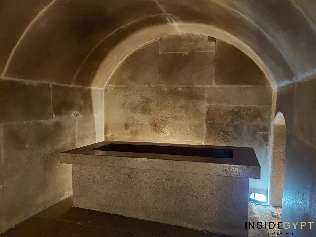 The pyramid of Senusret II in El-Lahun 8