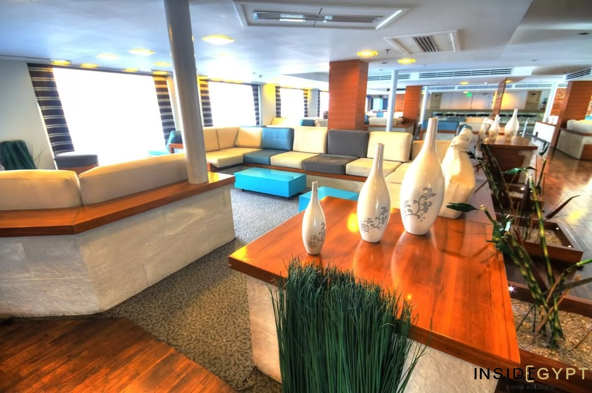 Luxury Nile cruise shared lounge