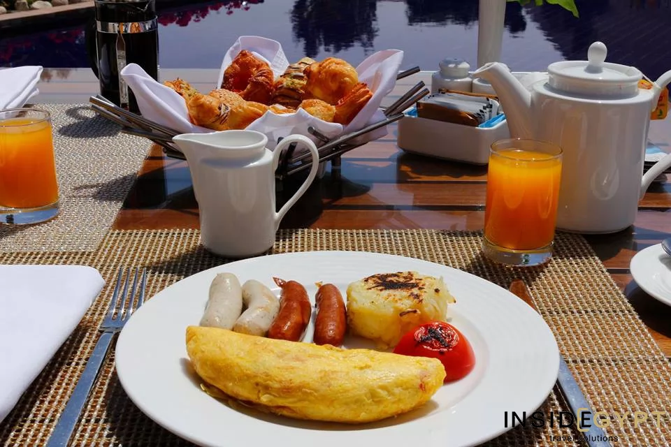 Delicious local and international flavors 9